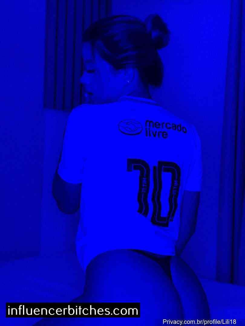 Aline Gomes - Image #8