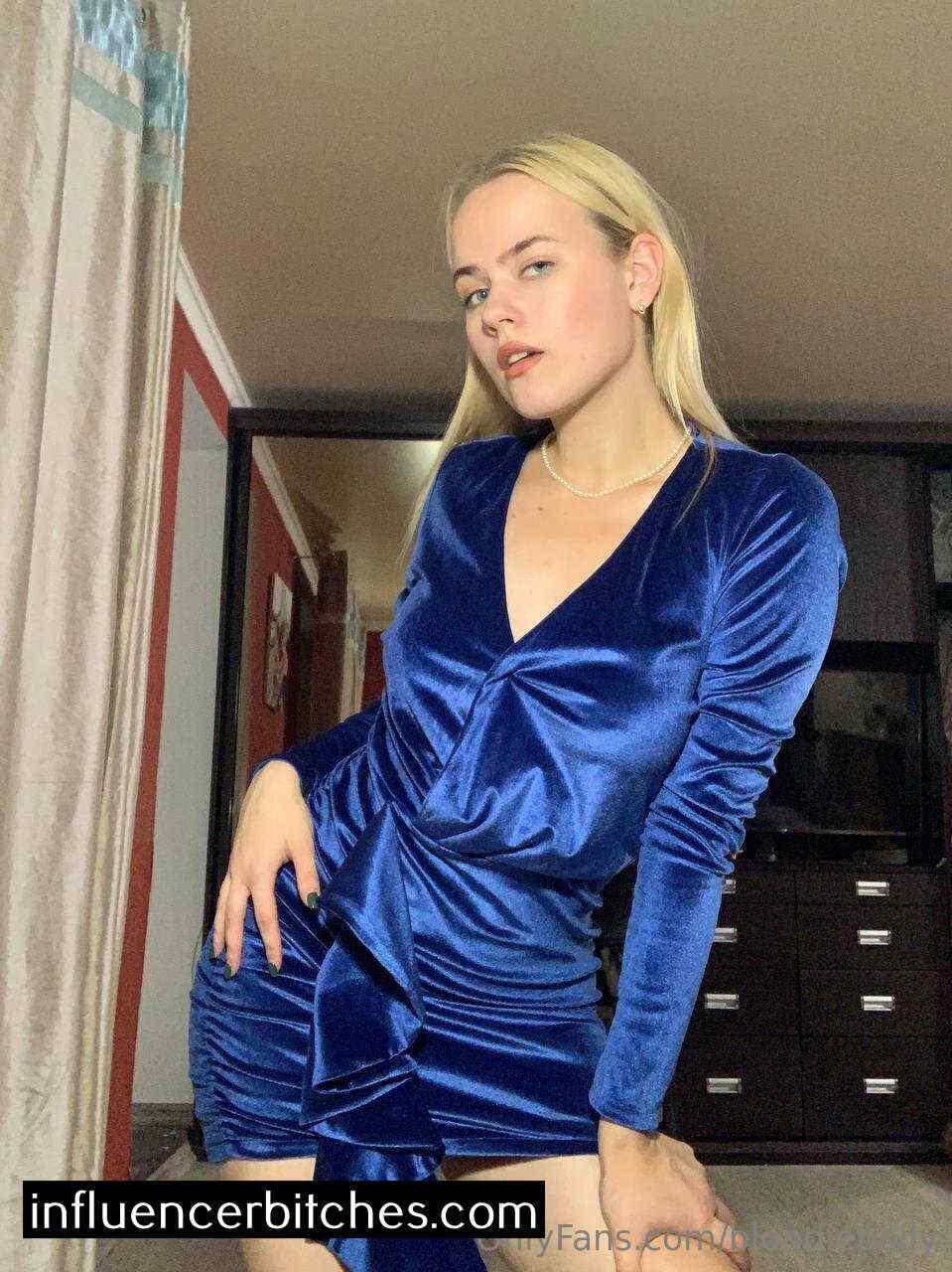 Blondiepolly - Image #19