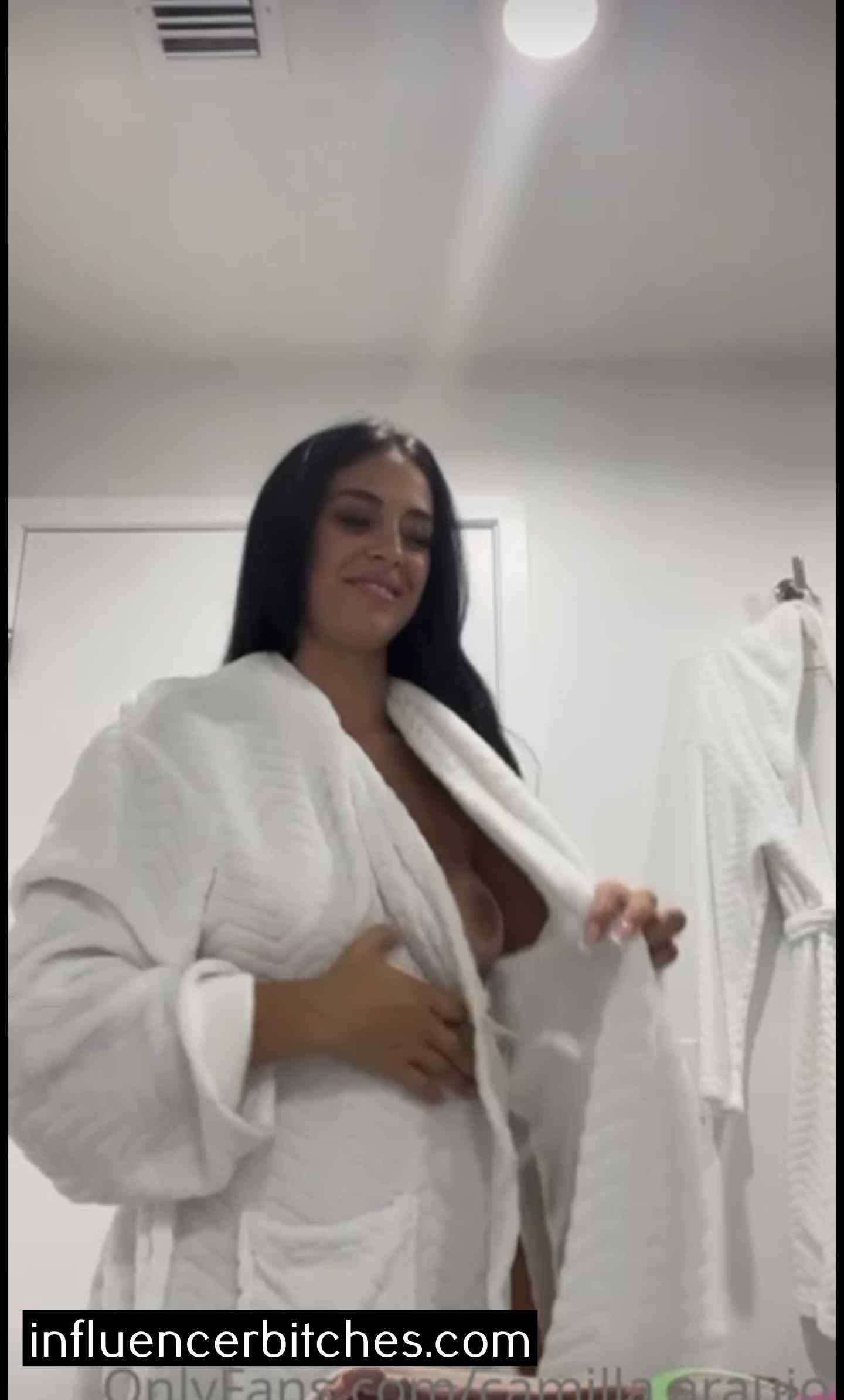 Camilla Araujo - Image #18