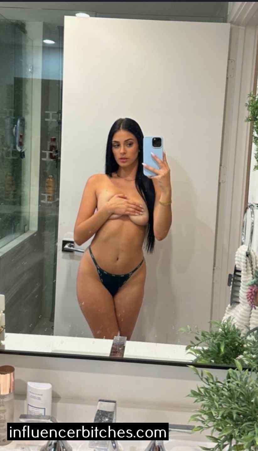 Camilla Araujo - Image #22