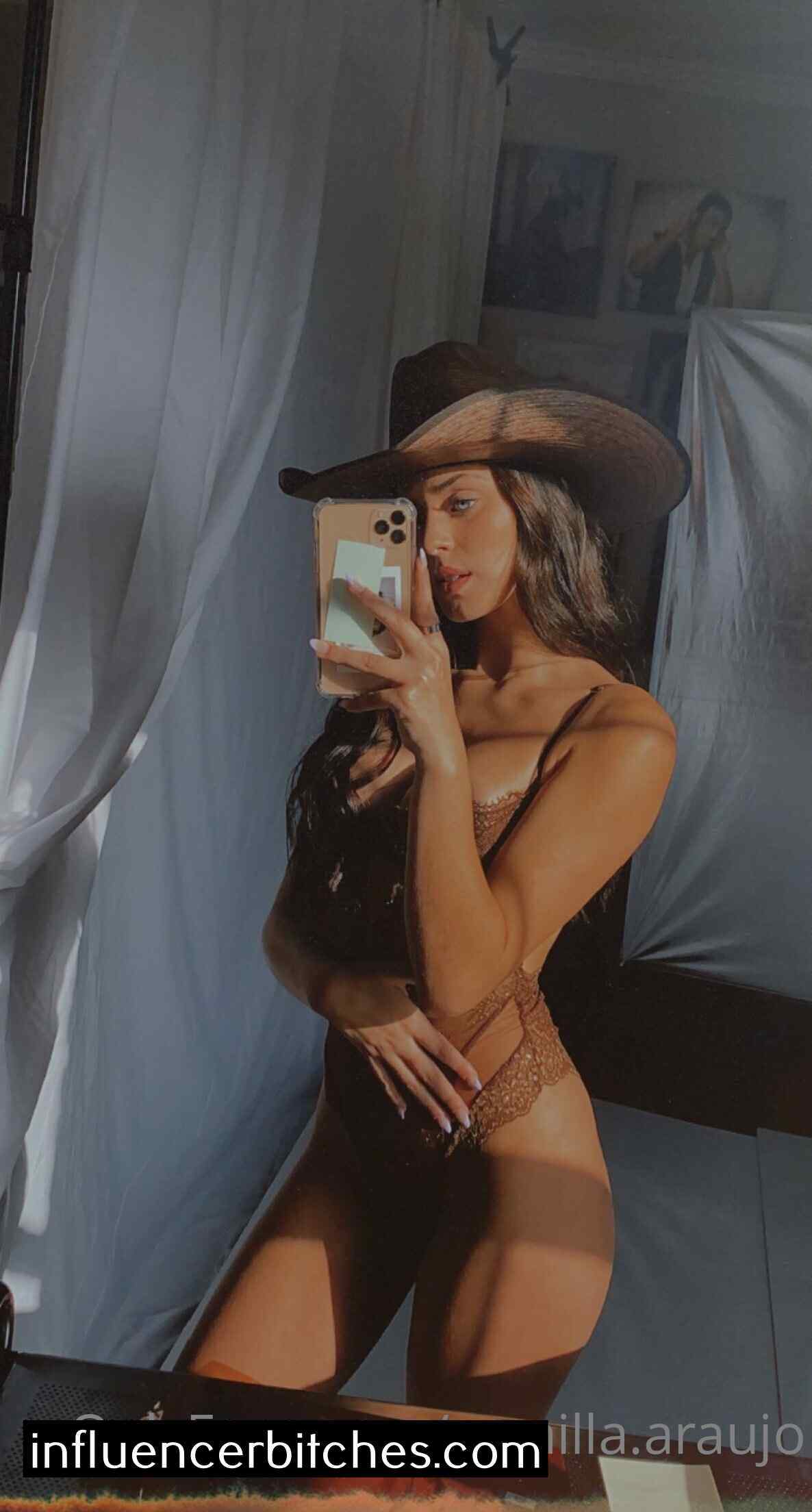 Camilla Araujo - Image #389