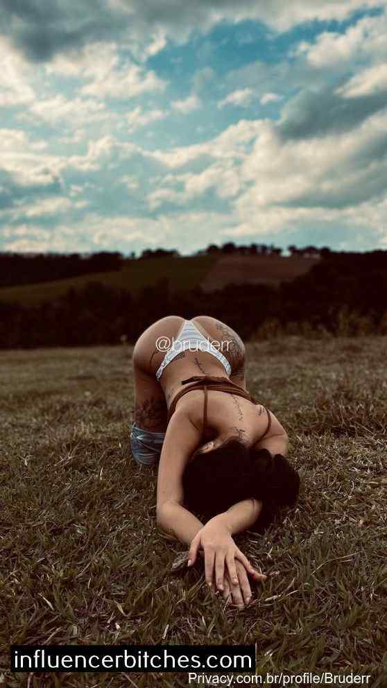 Liandra Bruder - Image #92
